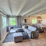 Beautiful In With House Sea View 度假居
